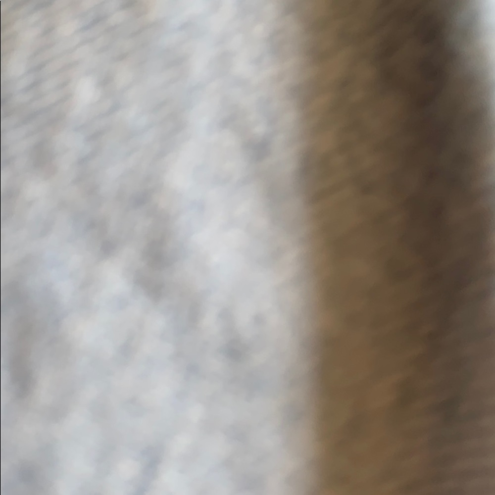 Meet your Posher, Cleia